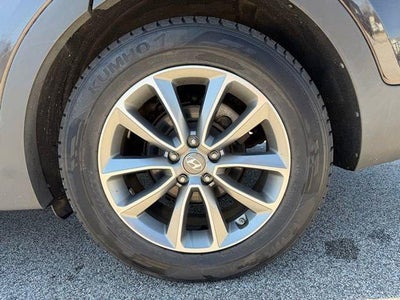 2017 Hyundai SANTA FE SE 3.3L Auto