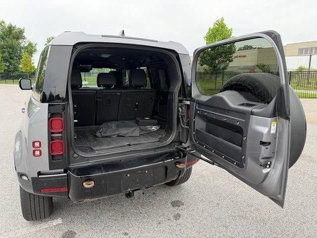 2023 Land Rover Defender 110 X-Dynamic SE AWD