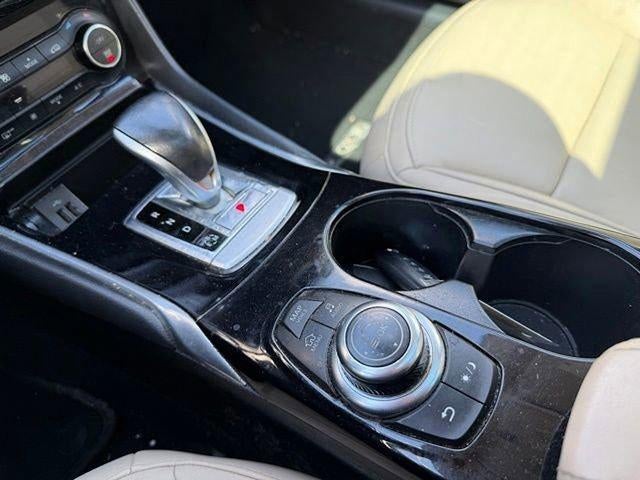 2018 INFINITI QX30 Premium AWD
