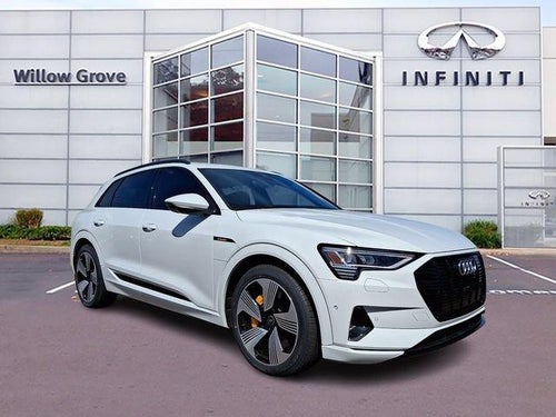2022 Audi e-tron Premium Plus quattro