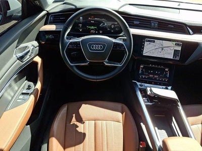 2022 Audi e-tron Premium Plus quattro
