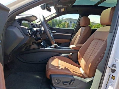 2022 Audi e-tron Premium Plus quattro