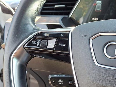 2022 Audi e-tron Premium Plus quattro