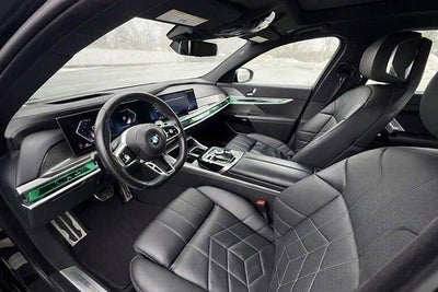 2024 BMW 740i xDrive Sedan