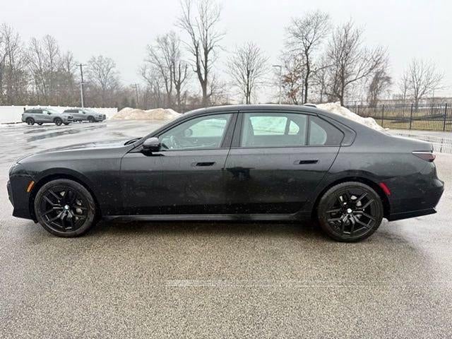 2024 BMW 740i xDrive Sedan