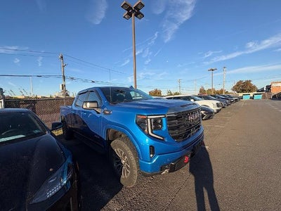 2022 GMC Sierra 1500 Crew Cab Standard Box 4-Wheel Drive AT4
