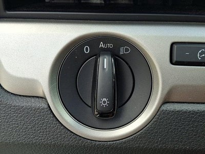 2021 Volkswagen Passat 2.0T SE Auto