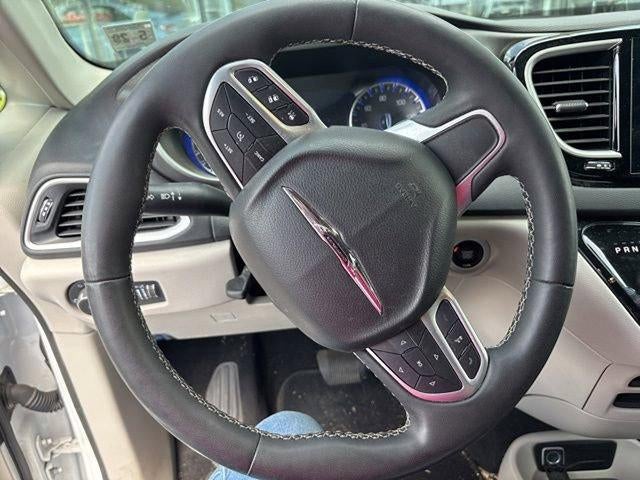 2024 Chrysler Pacifica Touring L FWD