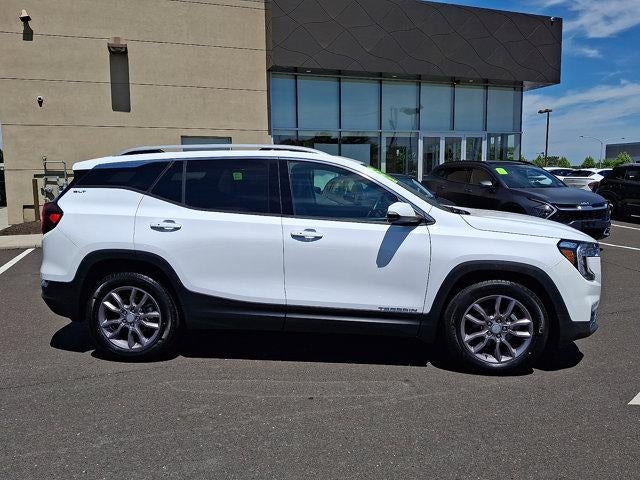 2023 GMC Terrain FWD 4dr SLT