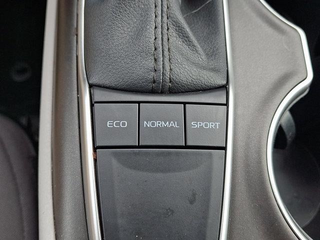 2024 Toyota Camry LE Auto (Natl)