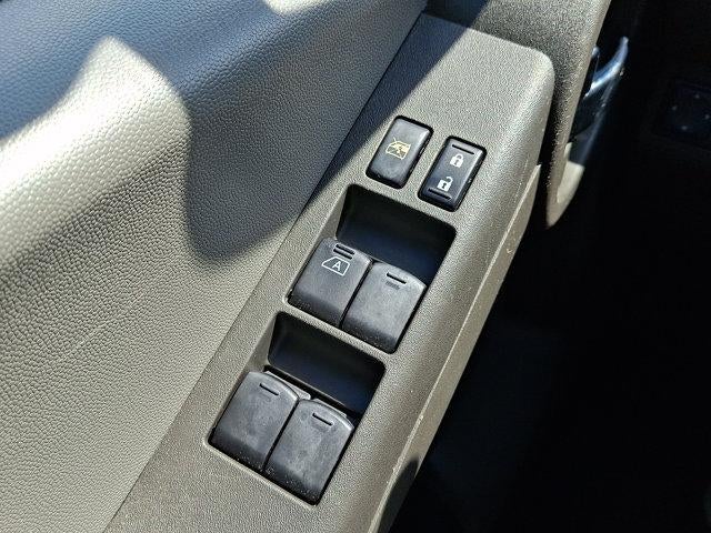 2014 Nissan Xterra 4WD 4dr Auto S