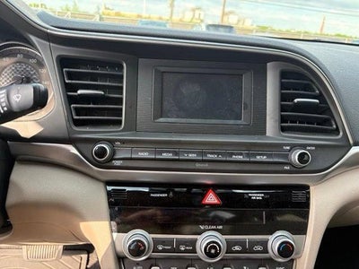 2020 Hyundai ELANTRA SE IVT