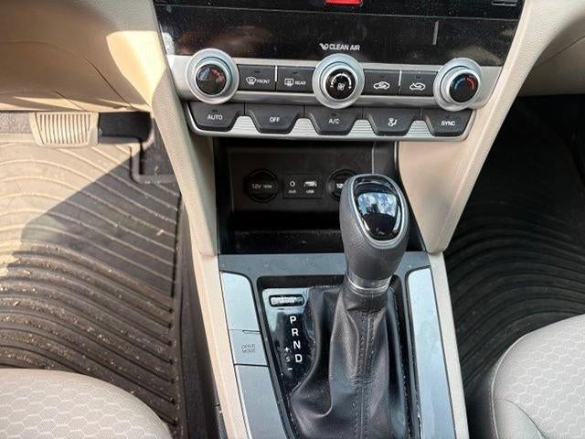 2020 Hyundai ELANTRA SE IVT