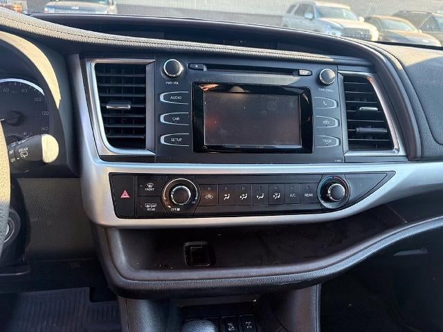 2019 Toyota Highlander LE V6 AWD (SE)