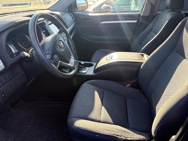 2019 Toyota Highlander LE V6 AWD (SE)