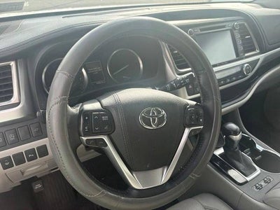 2017 Toyota Highlander Limited V6 AWD (Natl)