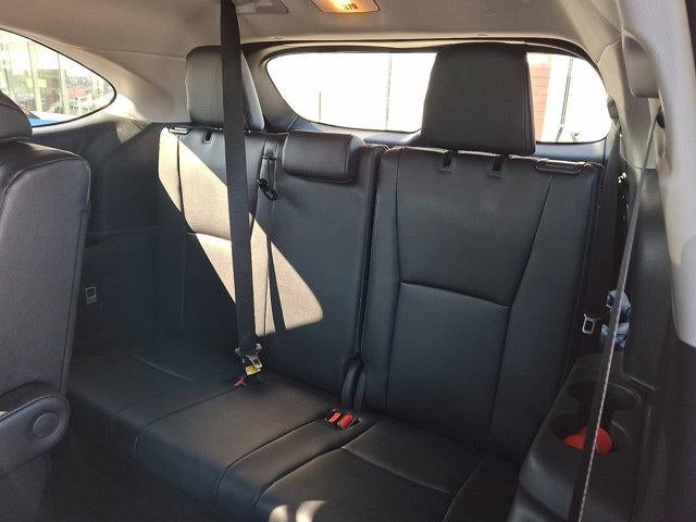 2025 Toyota Highlander XLE AWD (Natl)