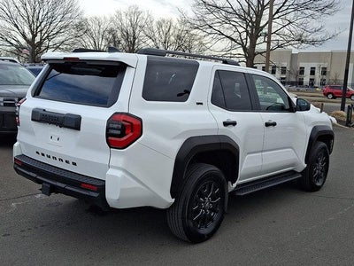2025 Toyota 4Runner SR5 4WD (GS)