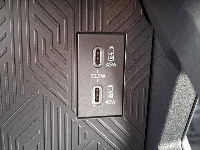 2025 Toyota 4Runner SR5 4WD (GS)