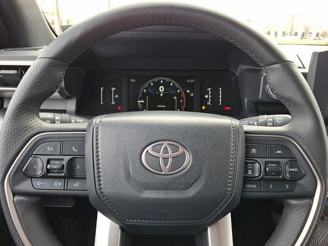 2025 Toyota 4Runner SR5 4WD (GS)