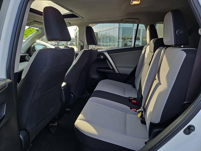 2017 Toyota RAV4 Hybrid XLE AWD (Natl)