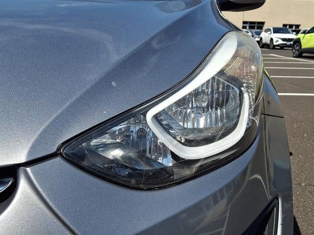 2016 Hyundai ELANTRA 4dr Sdn Auto SE