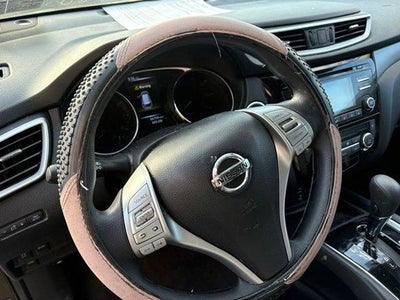 2016 Nissan Rogue FWD 4dr SV