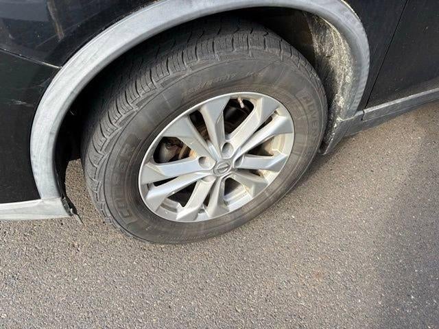 2016 Nissan Rogue FWD 4dr SV