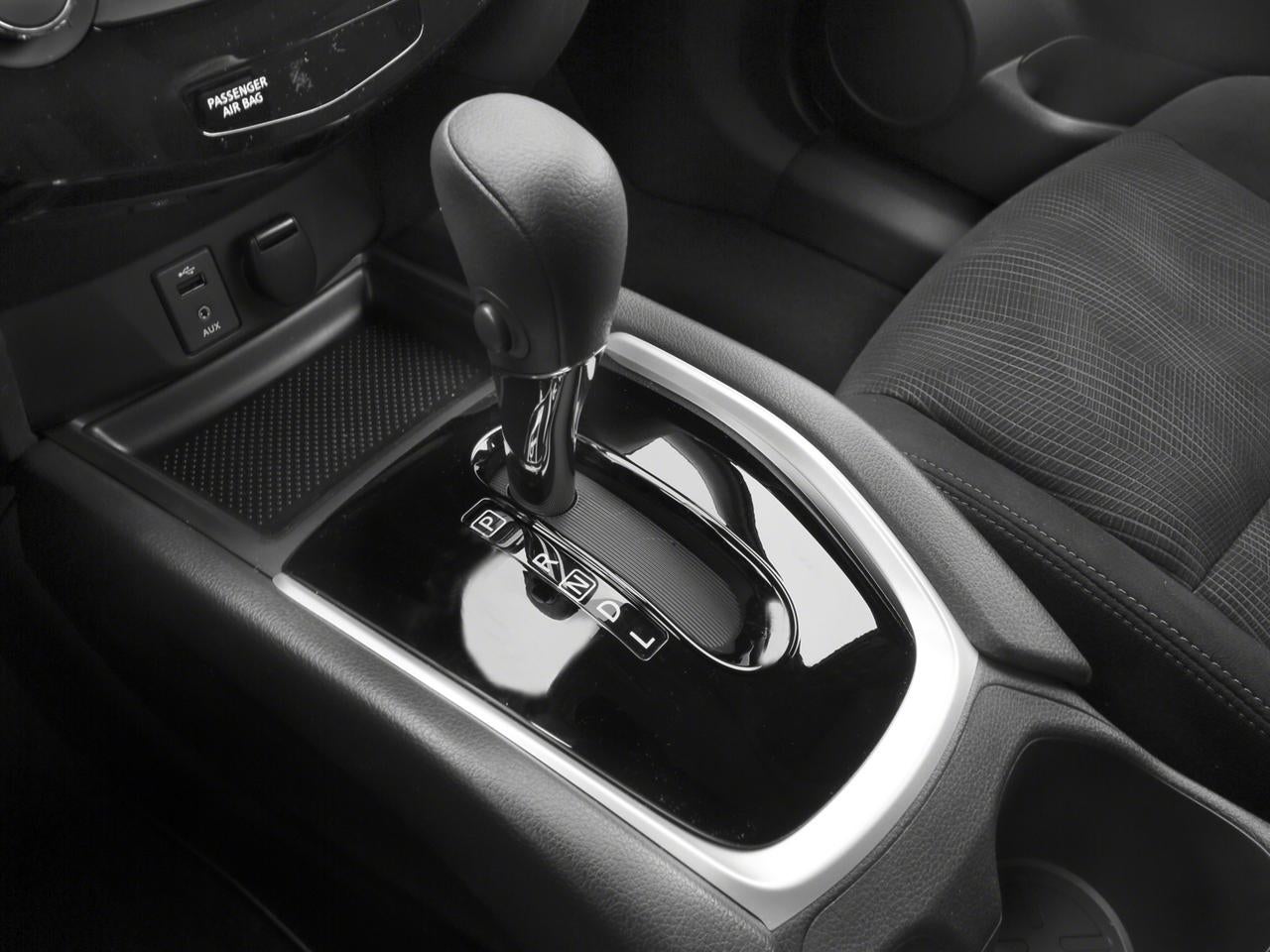 2016 Nissan Rogue FWD 4dr SV